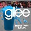 S02e06-00-never-been-kissed-051