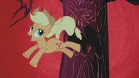 Applejack jumping S01E02