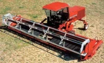 AA 8110 S swather - 2001