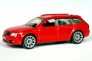 Red Audi RS6 Avant - 6703df.jpg