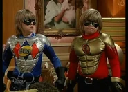 The Suite Life of Zack and Cody - S03E04 - Super Twins.avi 000887117