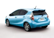 Prius-c2-1321366897