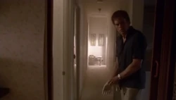 1x01 Dexter 68