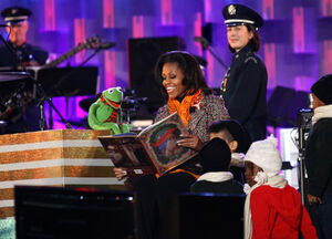 Kermit michelle obama tree lighting 2011 dec 1