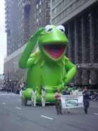 Kermitthefrogballoon-Philly