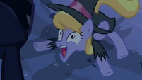 Cloud Kicker freaking out at Luna S2E4