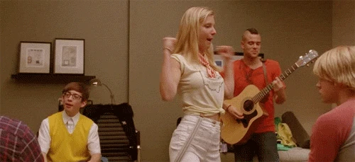 Tumblr llqdmqCEH11qc4l2fxo1 500