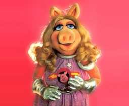 Firstmatepiggy-wide