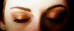 Tumblr ly14b3D4vL1rnnsy3o3 250.gif
