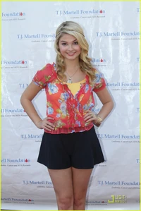 Stefanie-scott-jake-short-tj-01
