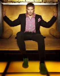 54-kellan Lutz