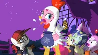 Pinkie Pie chicken costume cluck Facebook preview S2E04