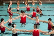 Glee-Episode-3-10-Photos-Synchronized-Swimming-in-Yes-No-glee-27948025-600-40034
