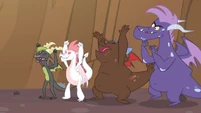 Dragons cheering S2E21