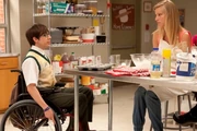 Prom-queen-glee.jpg