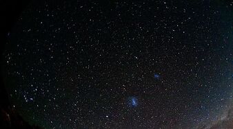 Night-sky-over-church-800