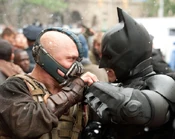 Bane and Batman 01