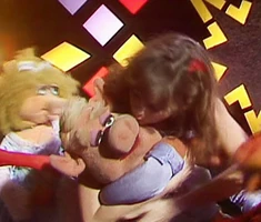 Kiss link warren