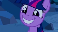 Twilight smiling S2E26
