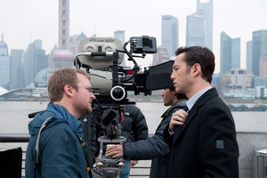 Looper still 03