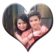 Creddie hug (1).png