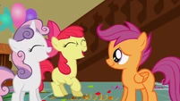 Apple Bloom and Sweetie Belle laughing at Scootaloo S1E12