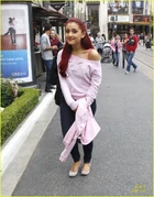 Ariana-grande-grove-josh-02