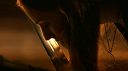 Sansa kissing Hearteater