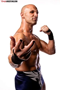 Daniels Pose