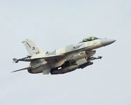 750px-F-16e block60