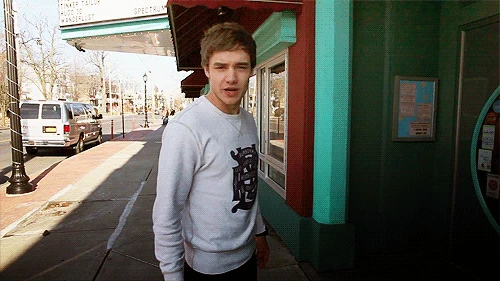 Leeyum17.gif