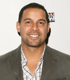 Jon Huertas