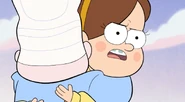 S1e4 gideon sniffs mabels hair