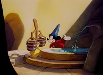 Mickey-Escoba fuente