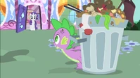 Spike looks at Rarity S1E25