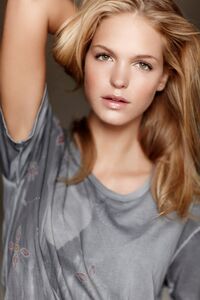 Erin Heatherton 2