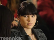 Katie wat are you doing just go after jake already