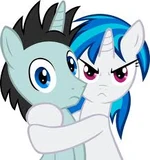 Vinyl Scratch hugging Neon Lights