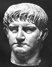 Claudio Emperador