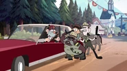 S1e8 blubs and durland at car
