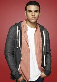 Glee 32-jacob-artist-02 1204 pw