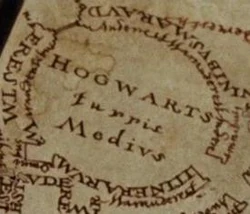 Hogwarts Turris Medius
