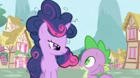 Spike "She is amazing!" S1E1