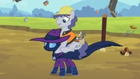 Construction worker on Mare Do Well S2E08