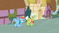 Rainbow Dash with Granny Smith S2E08