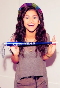 Zendaya 128