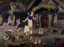 Blancanieves llega casa enanitos