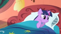 Twilight just woke up S2E10