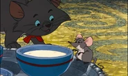 Aristocats-disneyscreencaps.com-1733