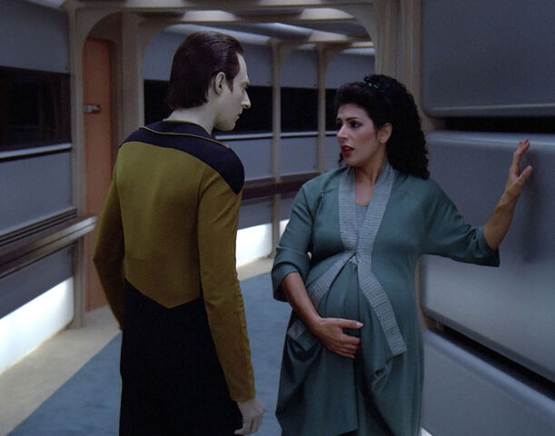 File:Data and a pregnant Troi.jpg